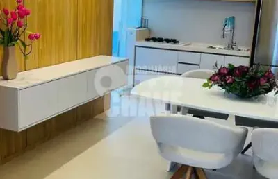 Vende-se aptos com 3 dormitórios na gleba palhano - londrina - pr