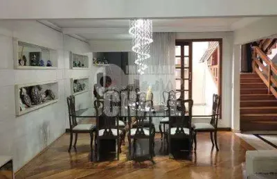 Vende-se sobrado de alto padrão no lago parque em londrina - pr