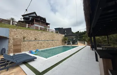 São duas belas casas para você desfrutar com sua família