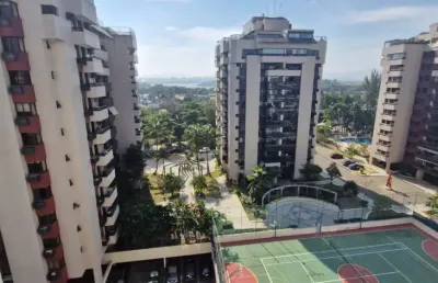 Alugo barra da tijuca - 3 quartos + dependência. + 2 vagas - 100m²  cond. santa monica - laguna