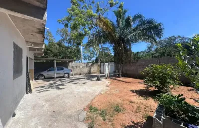 Terreno enorme + casa com 3 dormitórios a só 90m da rodovia! entrada de r$ 100 mil em itanhaém!