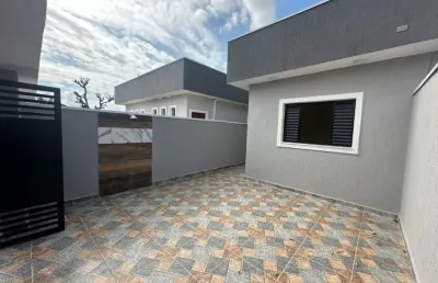 Casa linda com piscina + área gourmet no bopiranga – itanhaém/sp