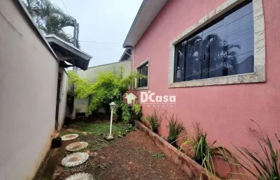 Casa com 3 quartos para alugar na Rua Oswaldo Alves Beraldo, Morada dos Nobres, Taubaté