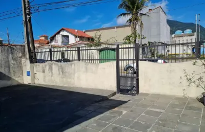 Casa para venda em peruíbe, centro, 3 dormitórios, 1 suíte, 1 banheiro, 3 vagas
