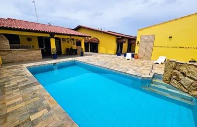 Casa para venda em itanhaém, jardim suarão, 6 dormitórios, 2 suítes, 3 banheiros