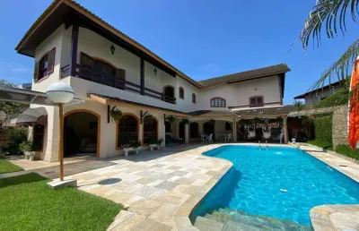 Casa para venda em itanhaém, centro, 7 dormitórios, 4 suítes, 3 banheiros, 6 vagas