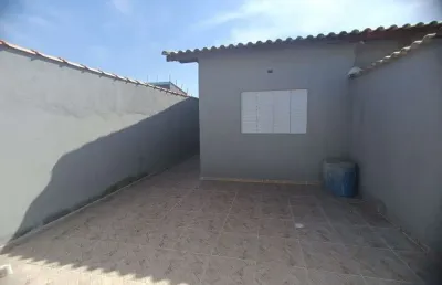 Casa para venda em itanhaém, jardim jamaica, 2 dormitórios, 1 suíte, 1 banheiro, 2 vagas