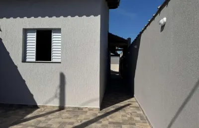 Casa para venda em itanhaém, nossa senhora do sion, 2 dormitórios, 1 suíte, 1 banheiro, 2 vagas
