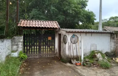 Casa na praia com 2 quartos em itanhém por r$ 130.000,00