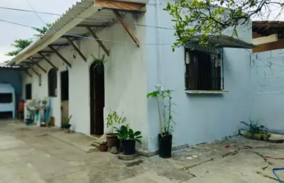 Casa na praia com 2 quartos em itanhaém por r$ 165.000,00