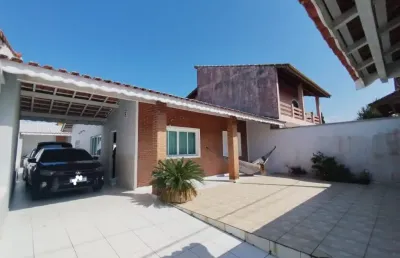 Casa na praia com 2 quartos em peruíbe por   r$ 450.000,00