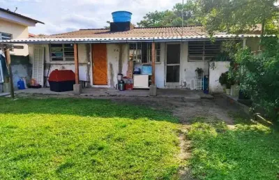 Casa na praia com 2 quartos em itanhaém por r$ 240.000,00