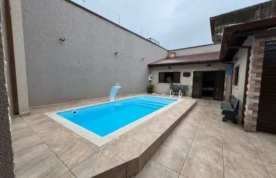 Casa de alto padrão no centro de peruíbe - r$ 1.550.000,00.