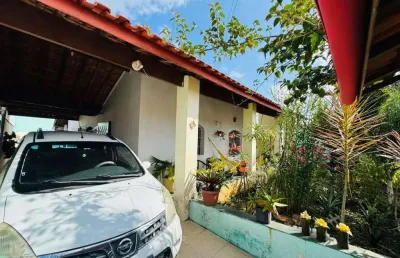 Casa com 4 quartos, piscina e área gourmet em itanhaém.