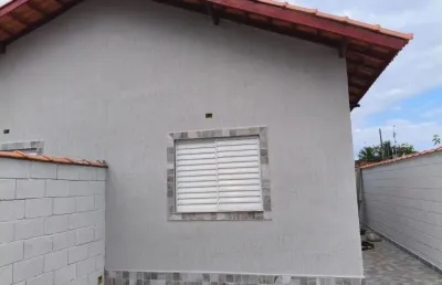 Casa com 2 quartos à venda na Praça Ângelo Guerra, 490, Balneário Gaivota, Itanhaém