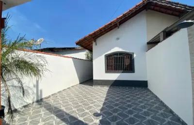 Casa com 2 quartos e piscina em itanhaém - r$ 285.000,00.