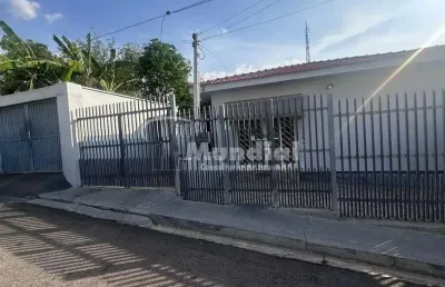 Casa com 2 quartos à venda na guerino zalla, 89, centro, laranjal paulista por r$ 490.000