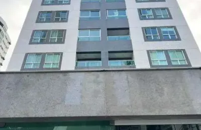 Apto bem localizado no bairro do pina, 50 metros do mar
