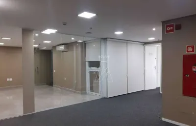 Sala comercial à venda na Alameda Madeira, --, Alphaville, Barueri