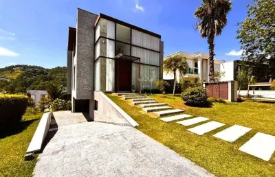 Casa para venda no tamboré 11  - totalmente mobiliada