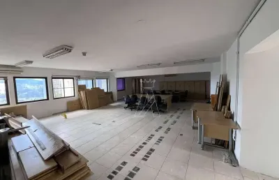 Sala comercial com 3 salas para alugar na Alameda Rio Negro, --, Alphaville, Barueri
