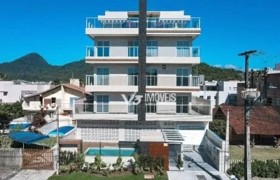 Apartamento garden com piscina privativa a 100m da praia brava em caiobá