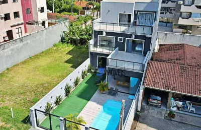 Casa com 5 quartos à venda na Rua João Inácio Freire, 480, Caiobá, Matinhos