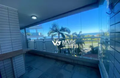 Apartamento frente mar com 3 dormitórios sendo 01 suíte à venda.