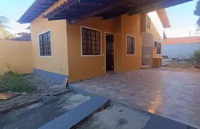 Casa em serra grande itaipu! na rua jaerth pimentel de medeiros! oportunidade única!