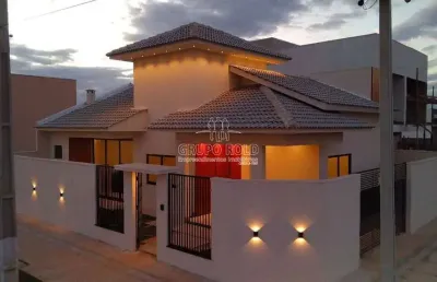 Casa à venda no Residencial Paris, Sinop 