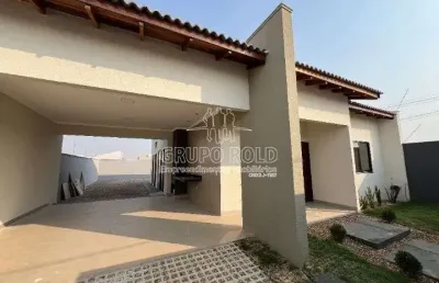 Casa à venda no Loteamento Quatro Estações Boulevard, Sinop 