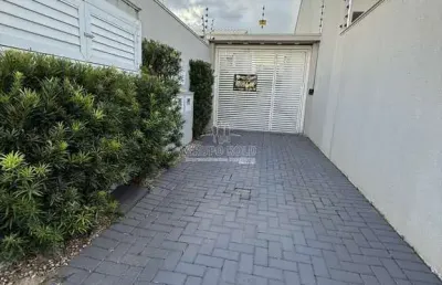 Casa com 2 quartos para alugar na Rua Toledo, Jardim Terra Rica, Sinop