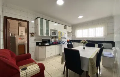 Excelente casa com 2 moradias no bairro santa catarina em caxias do sul