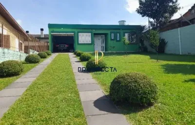 Casa semimobiliada com 3 dormitórios sendo 1 suíte com pátio no bairro são leopo