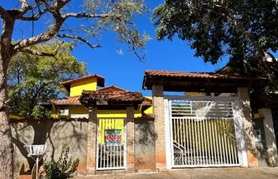 2 casas em um lote de 360 m2. ótima construção. jd taquaral- pirenópolis/go.