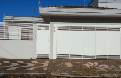 Casa com 3 quartos à venda na Rua Antônio Vigano, Jardim Abolição de Lourenço Dias, Araras