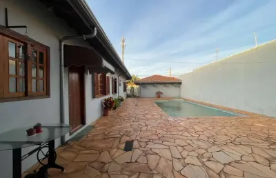 Casa com 3 quartos à venda na Rua Abôndio Marchetti, Jardim José Ometto III, Araras