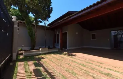 Casa com 4 quartos à venda na Rua Treze de Maio, Centro, Araras