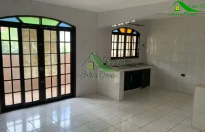 Casa de luxo na vila são silvestre, barueri-sp: 4 quartos, 1 suíte, 4 banheiros, 3 vagas de garagem, 280m²!
