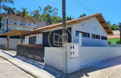Casa com 3 quartos à venda na Rua Francisco Fagundes, 96, Armaçao da Piedade, Governador Celso Ramos