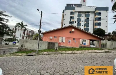 Casa com 3 quartos à venda na Rua Urussanga, Santa Catarina, Criciúma