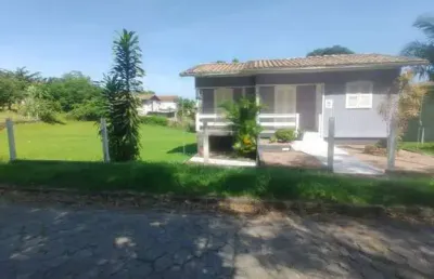 Casa com 3 quartos à venda na Rua Itália, Mina do Toco, Criciúma