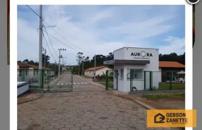 Casa situada no condomínio aurora/ b. aurora/ içara/ sc