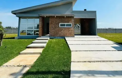 Casa alto padrão - condomínio águas do atlântico — balneário rincão