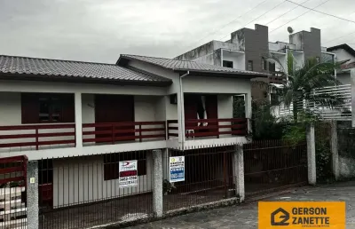 Casa com 3 quartos à venda na Avenida Gilío Búrigo, Ana Maria, Criciúma