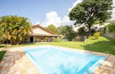 Morada mediterrânea - 4 dorms. (2 suítes) - at 2.500m² - ac 600m²