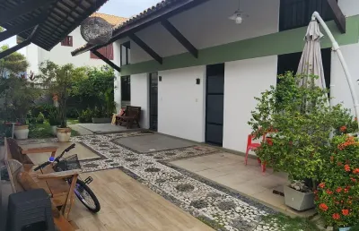 Village duplex com energia solar na melhor localização de stella maris
