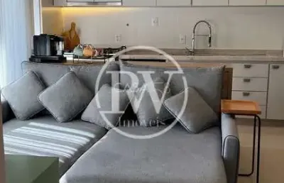 Apartamento alto padrão com 3 quartos no 27º andar – torre única, vista livre.
