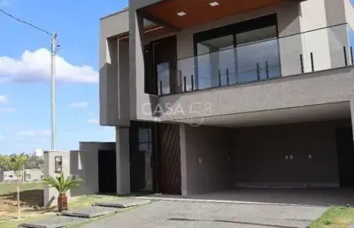 Sobrado alto padrão à venda no condomínio jardins versalhes – 3 suítes | 212m²