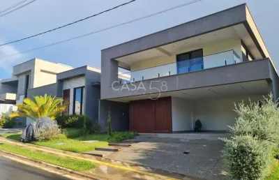 Sobrado de alto padrão no condomínio jardins barcelona | senador canedo - go